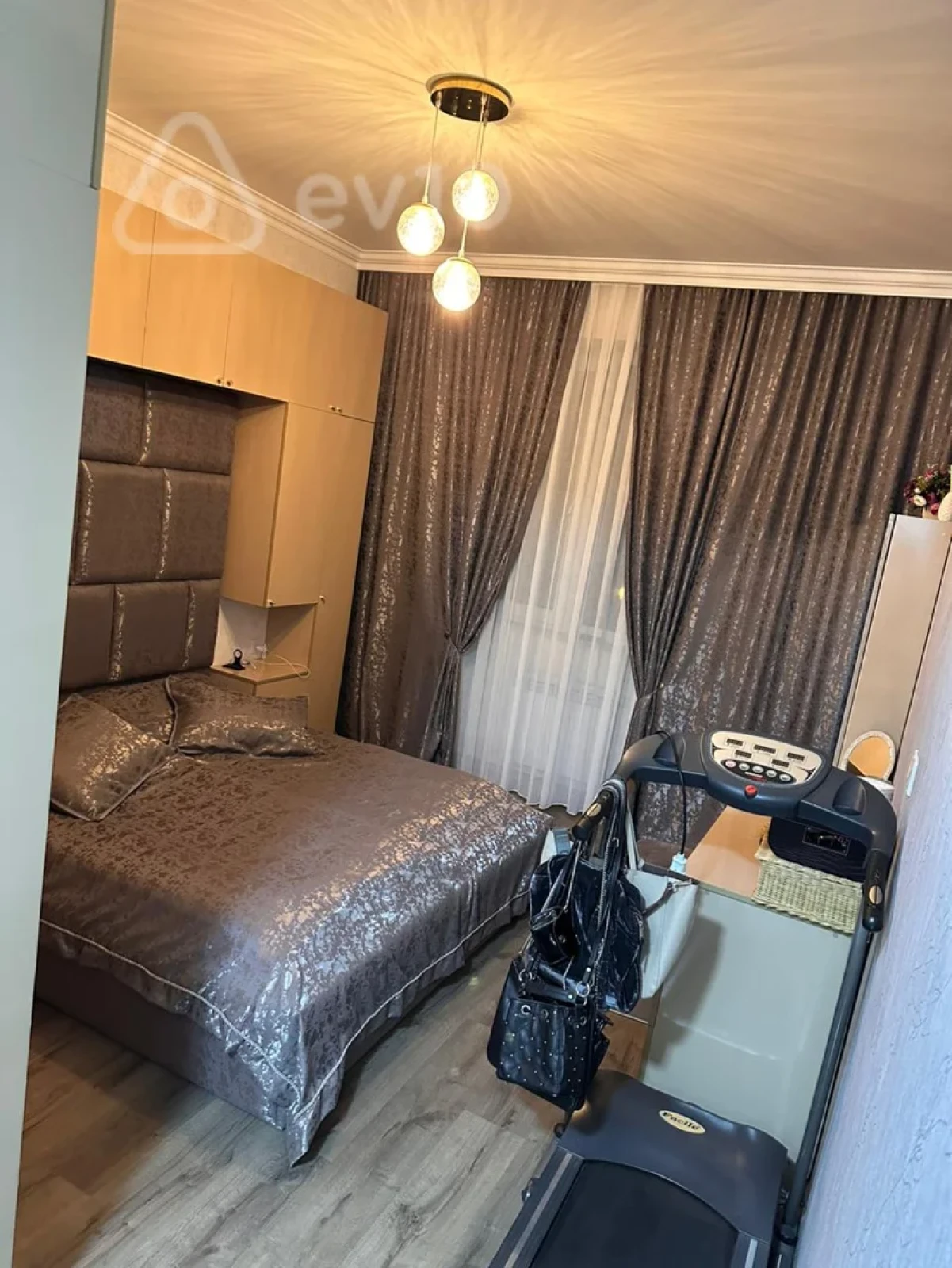 Satılır 3 otaqlı yeni tikili 107 m²