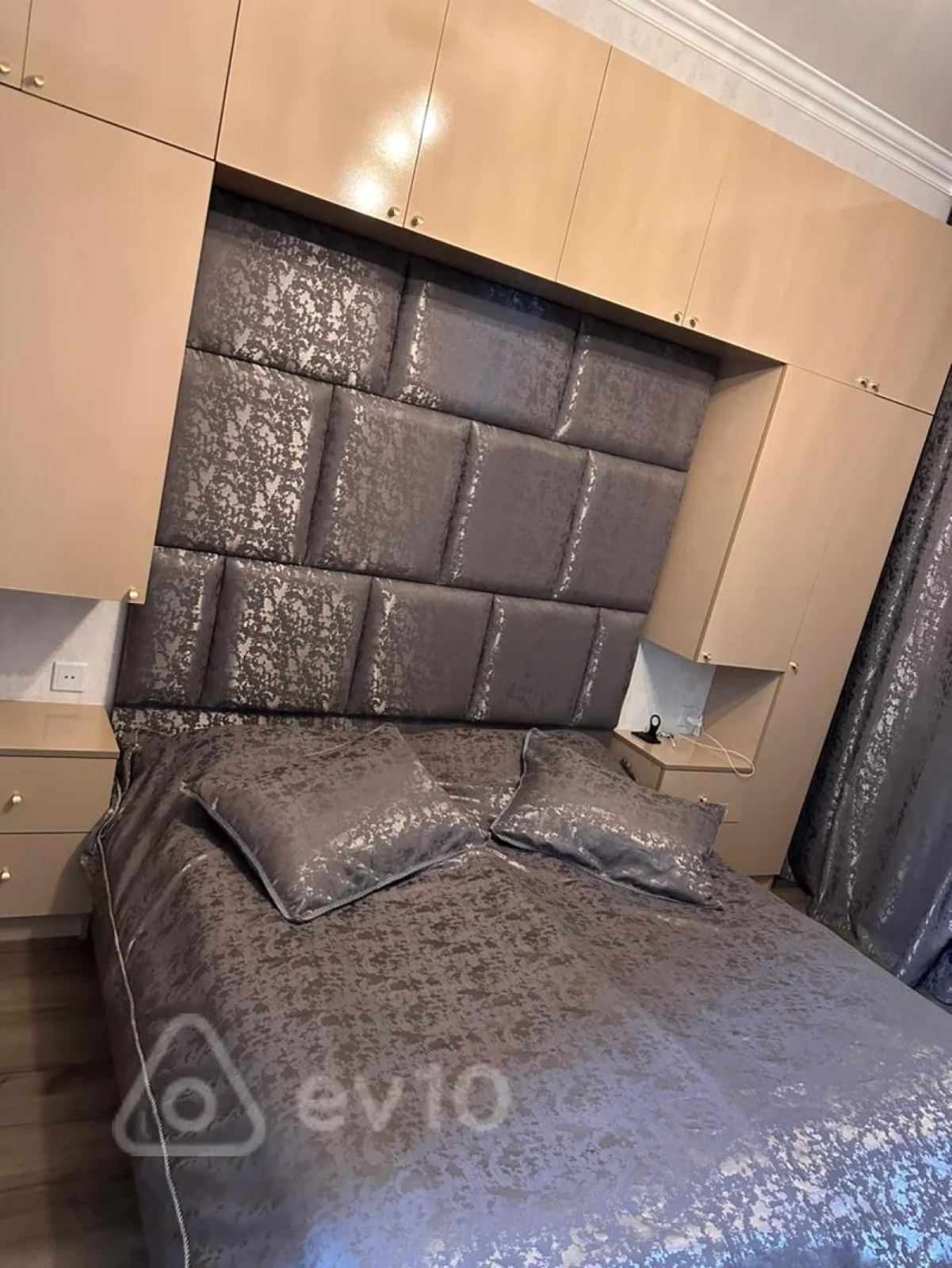 Satılır 3 otaqlı yeni tikili 107 m²