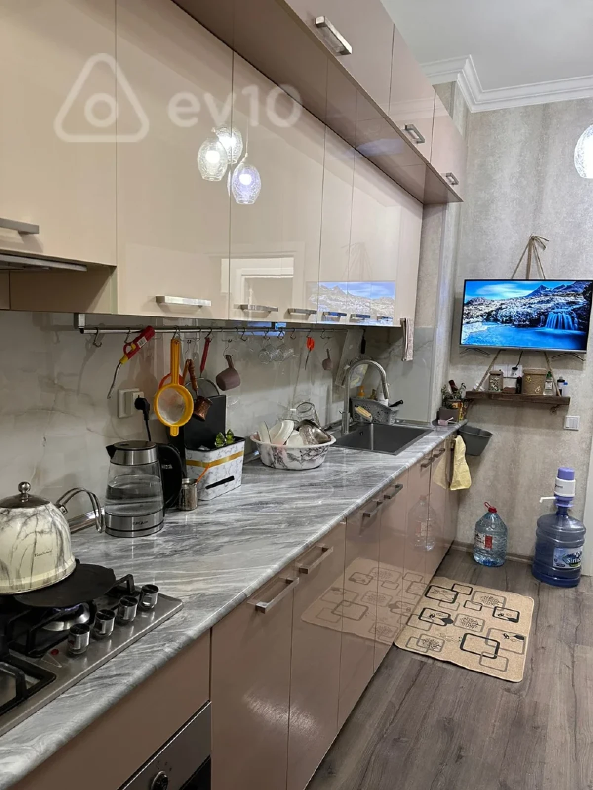 Satılır 3 otaqlı yeni tikili 107 m²