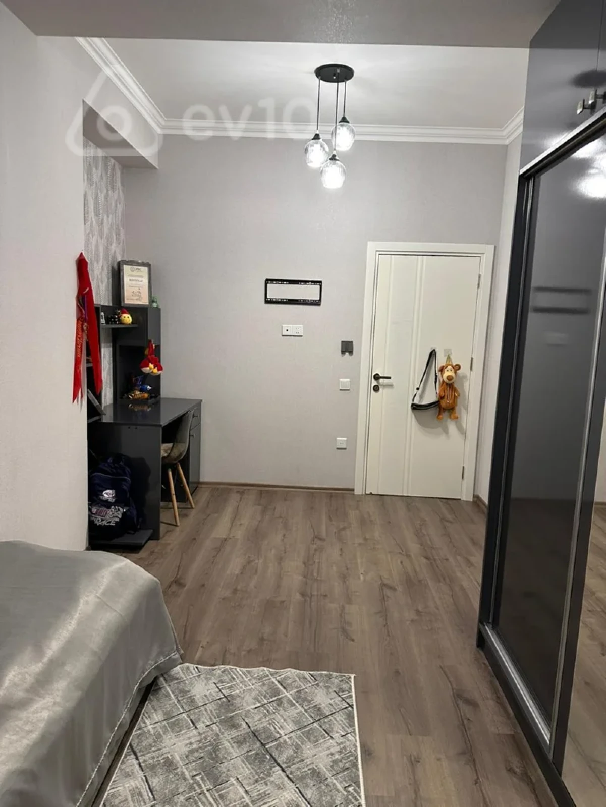 Satılır 3 otaqlı yeni tikili 107 m²