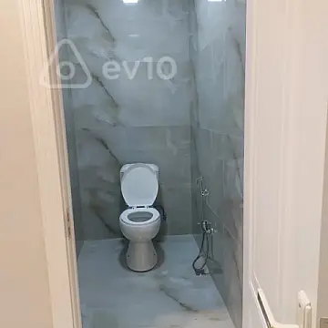 Kirayə verilir 3 otaqlı yeni tikili 130 m²