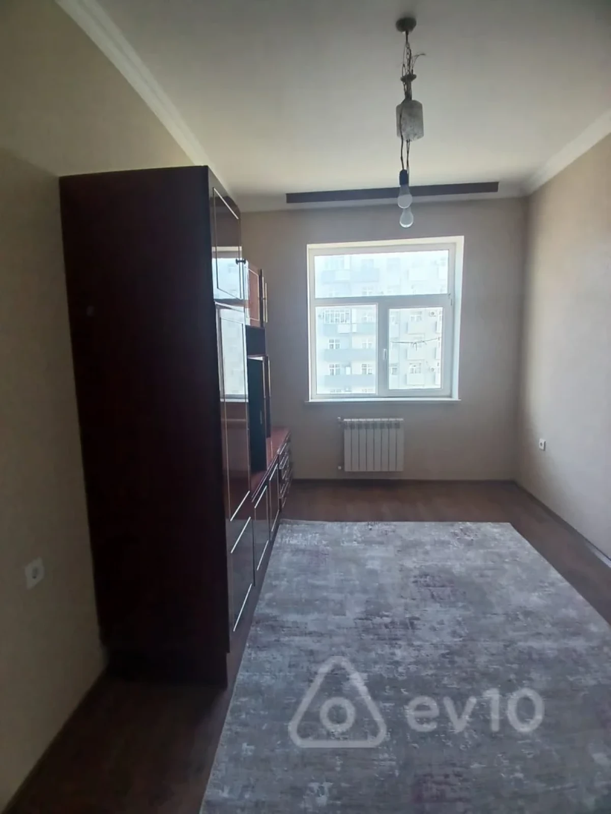 Satılır 3 otaqlı yeni tikili 75 m²
