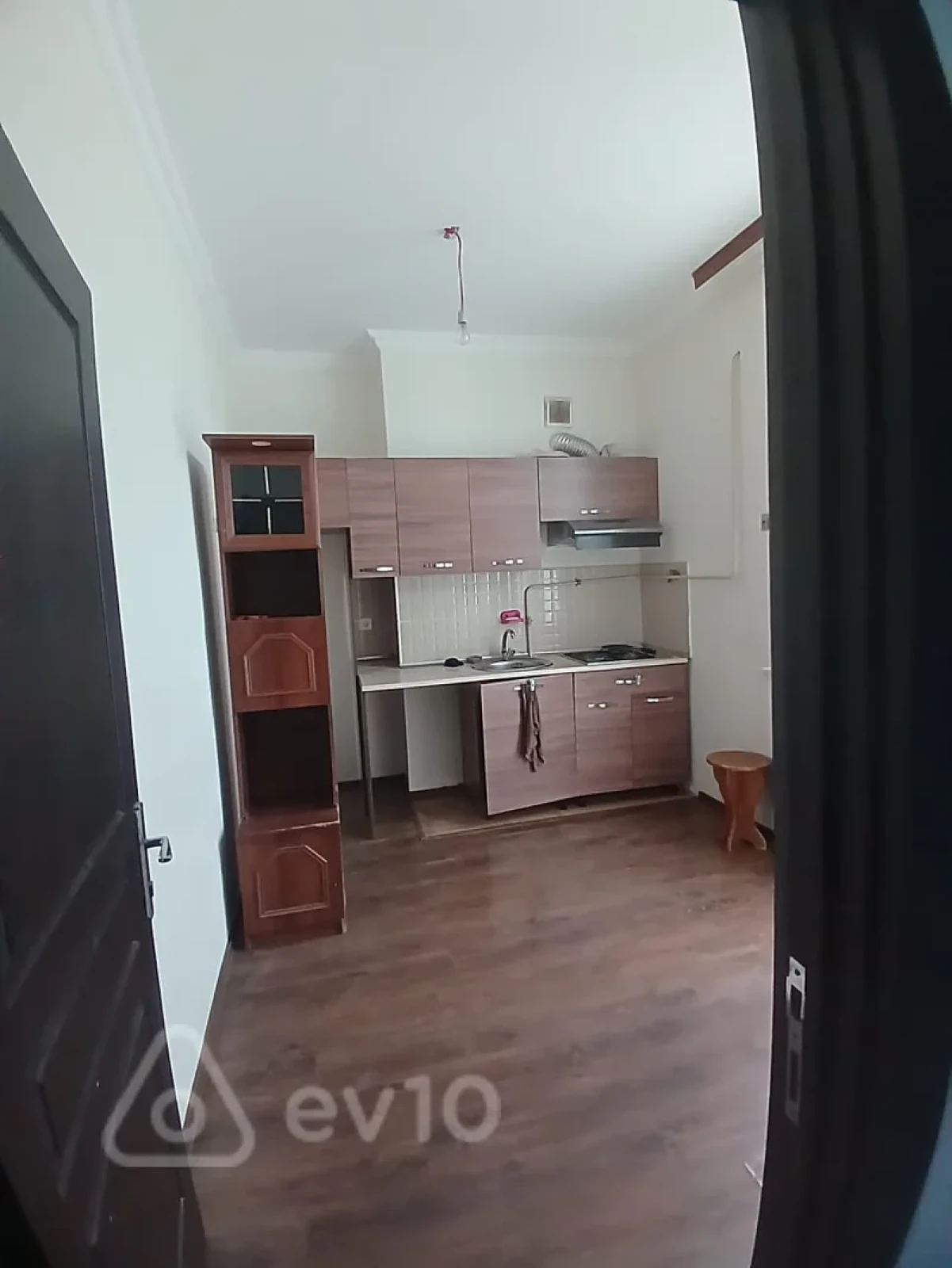 Satılır 3 otaqlı yeni tikili 75 m²