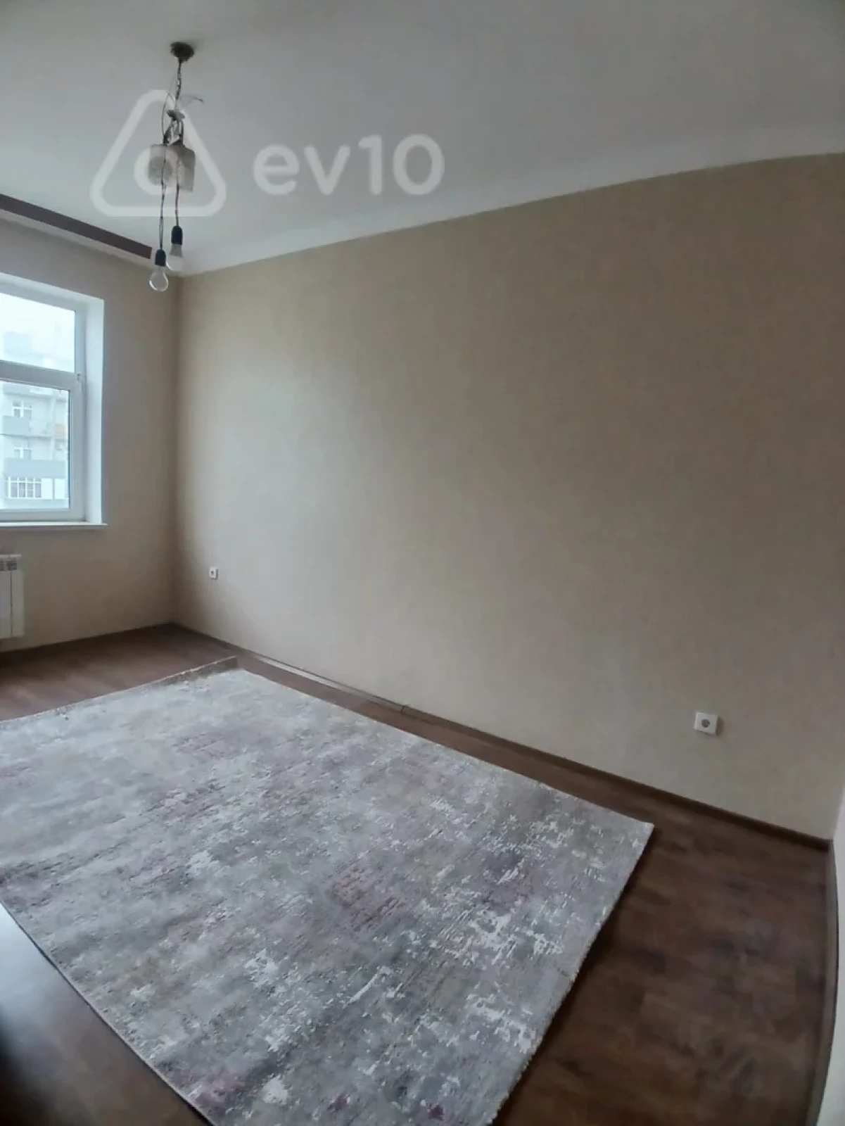 Satılır 3 otaqlı yeni tikili 75 m²
