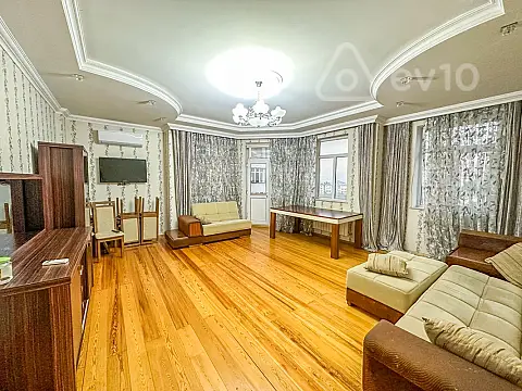 Kirayə verilir 3 otaqlı yeni tikili 135 m²