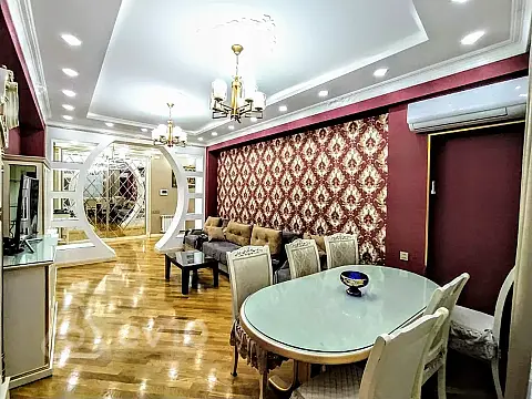 Kirayə verilir 3 otaqlı yeni tikili 100 m²