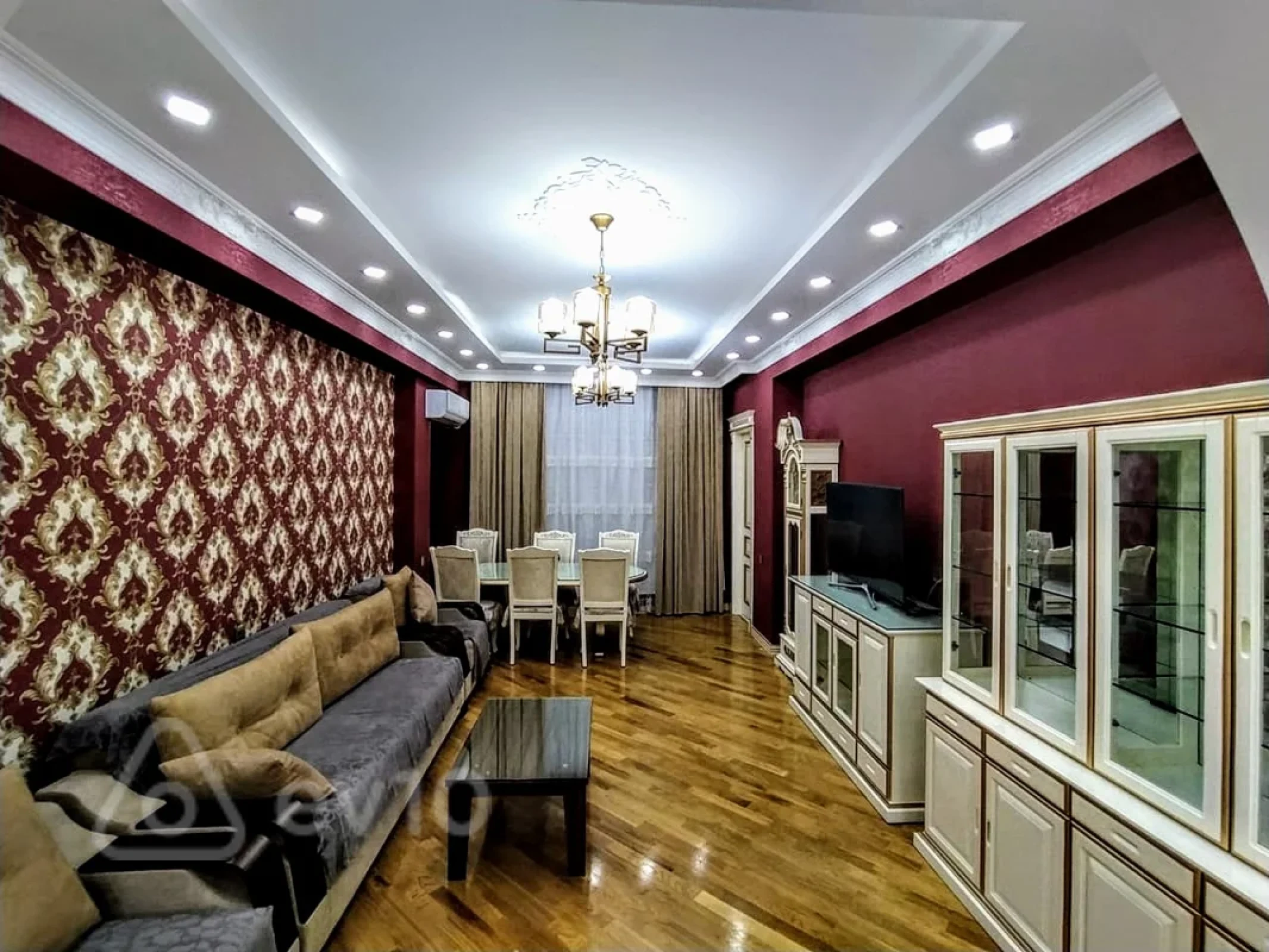 Kirayə verilir 3 otaqlı yeni tikili 100 m²