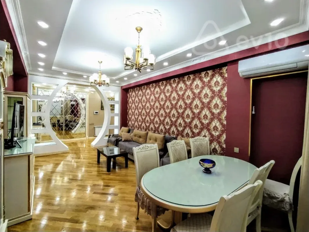 Kirayə verilir 3 otaqlı yeni tikili 100 m²