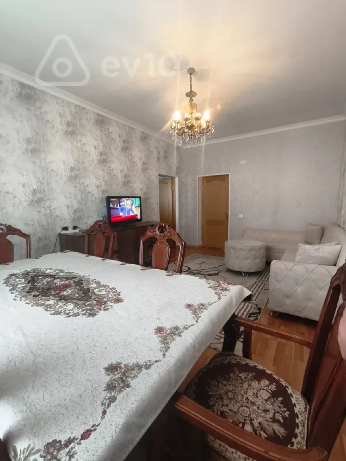 Satılır 3 otaqlı yeni tikili 82 m²