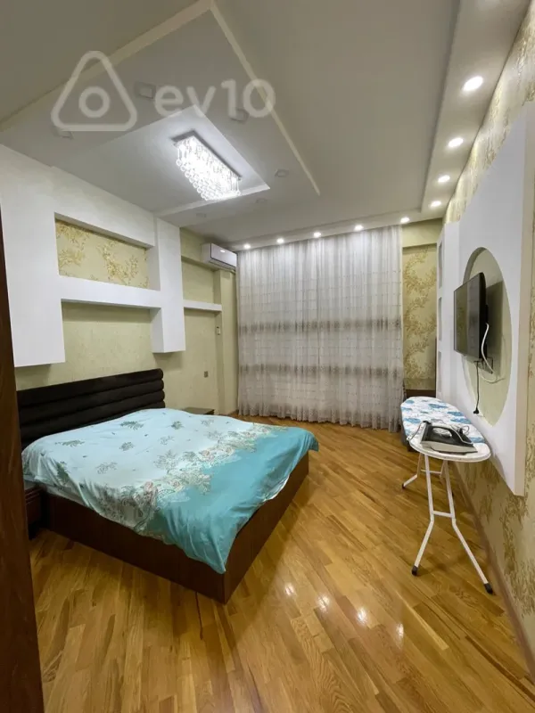 Kirayə verilir 3 otaqlı yeni tikili 100 m²