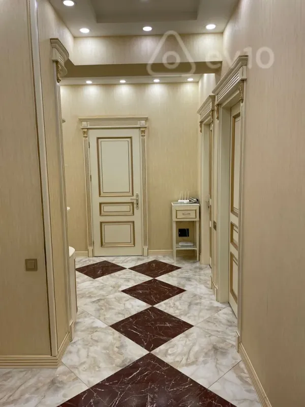 Kirayə verilir 3 otaqlı yeni tikili 100 m²