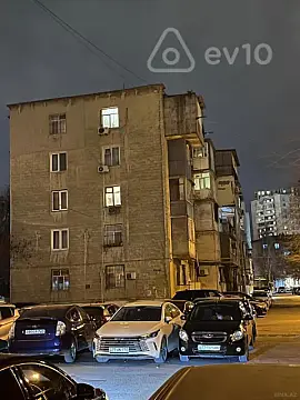 Satılır 2 otaqlı köhnə tikili 55 m²