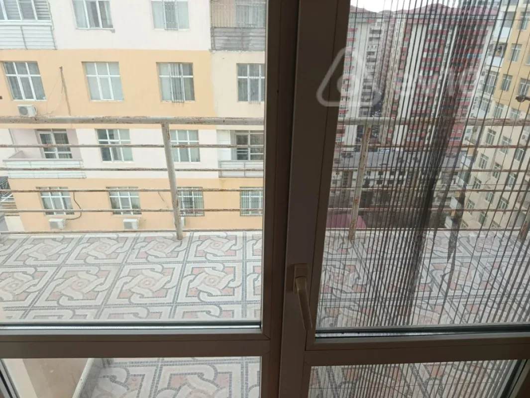 Kirayə verilir 3 otaqlı yeni tikili 94 m²