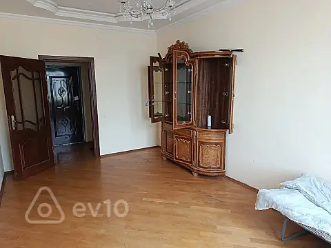 Kirayə verilir 3 otaqlı yeni tikili 94 m²