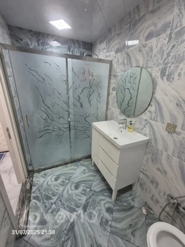 Kirayə verilir 2 otaqlı yeni tikili 70 m²