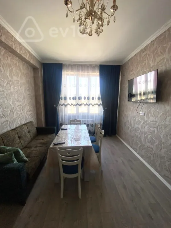 Kirayə verilir 3 otaqlı yeni tikili 78 m²