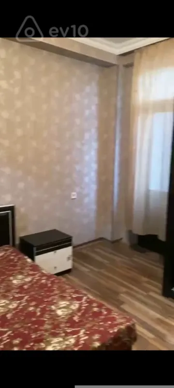 Kirayə verilir 3 otaqlı yeni tikili 93 m²