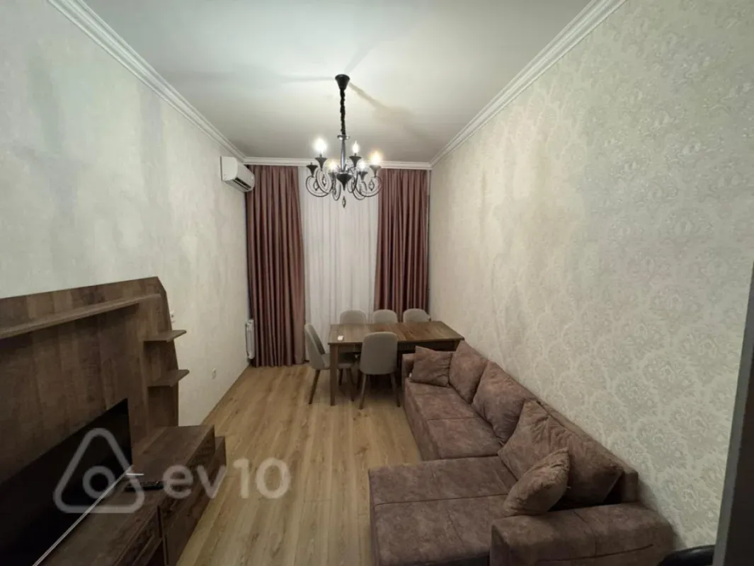 Kirayə verilir 2 otaqlı yeni tikili 50 m²