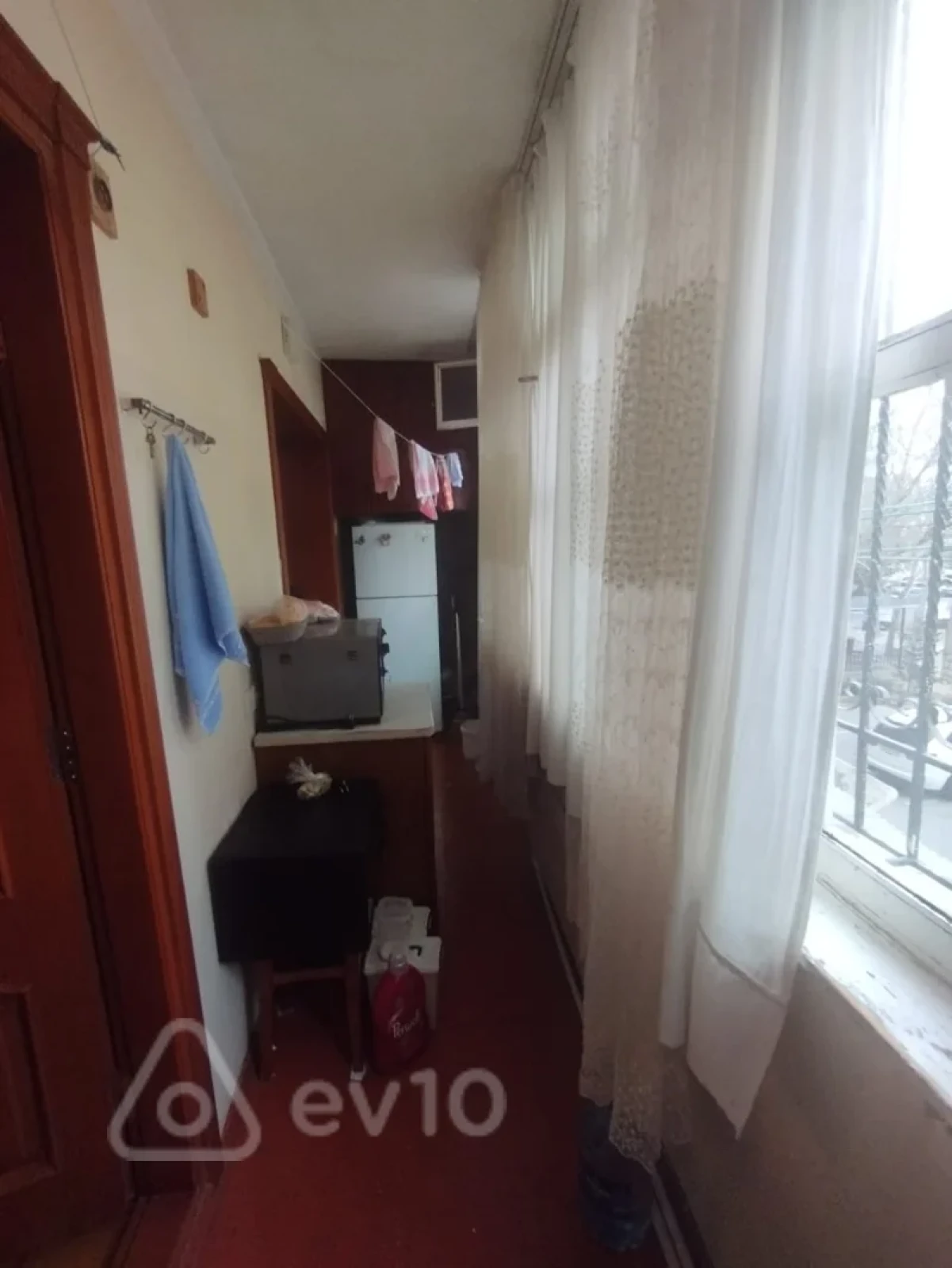 Satılır 4 otaqlı köhnə tikili 120 m²