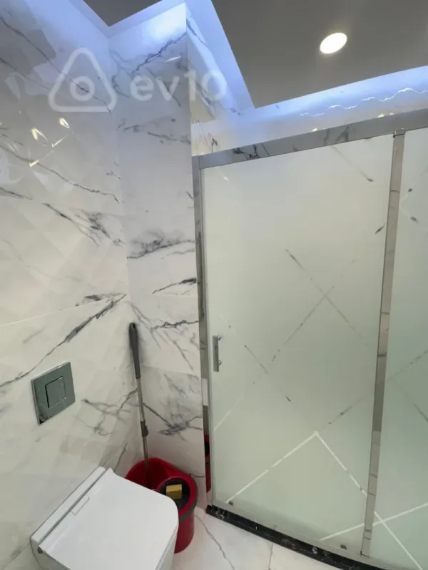 Kirayə verilir 2 otaqlı yeni tikili 110 m²