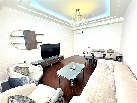 Kirayə verilir 2 otaqlı yeni tikili 110 m²