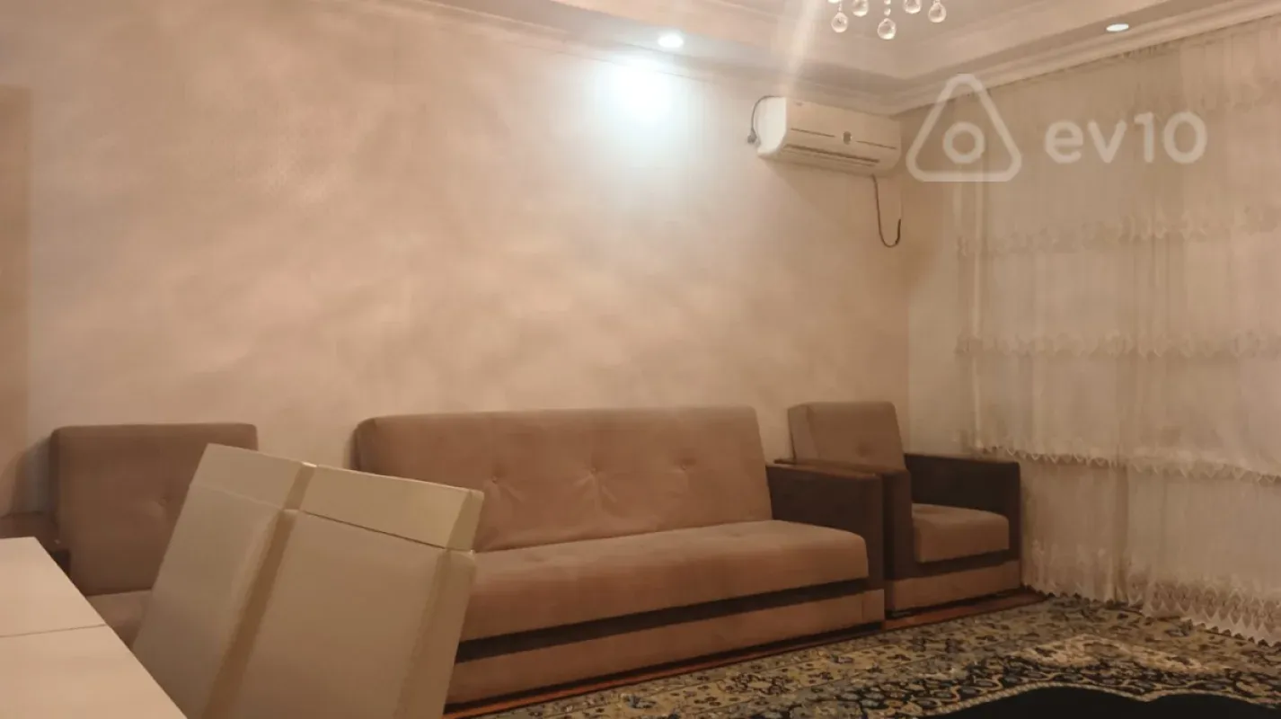 Kirayə verilir 3 otaqlı köhnə tikili 75 m²