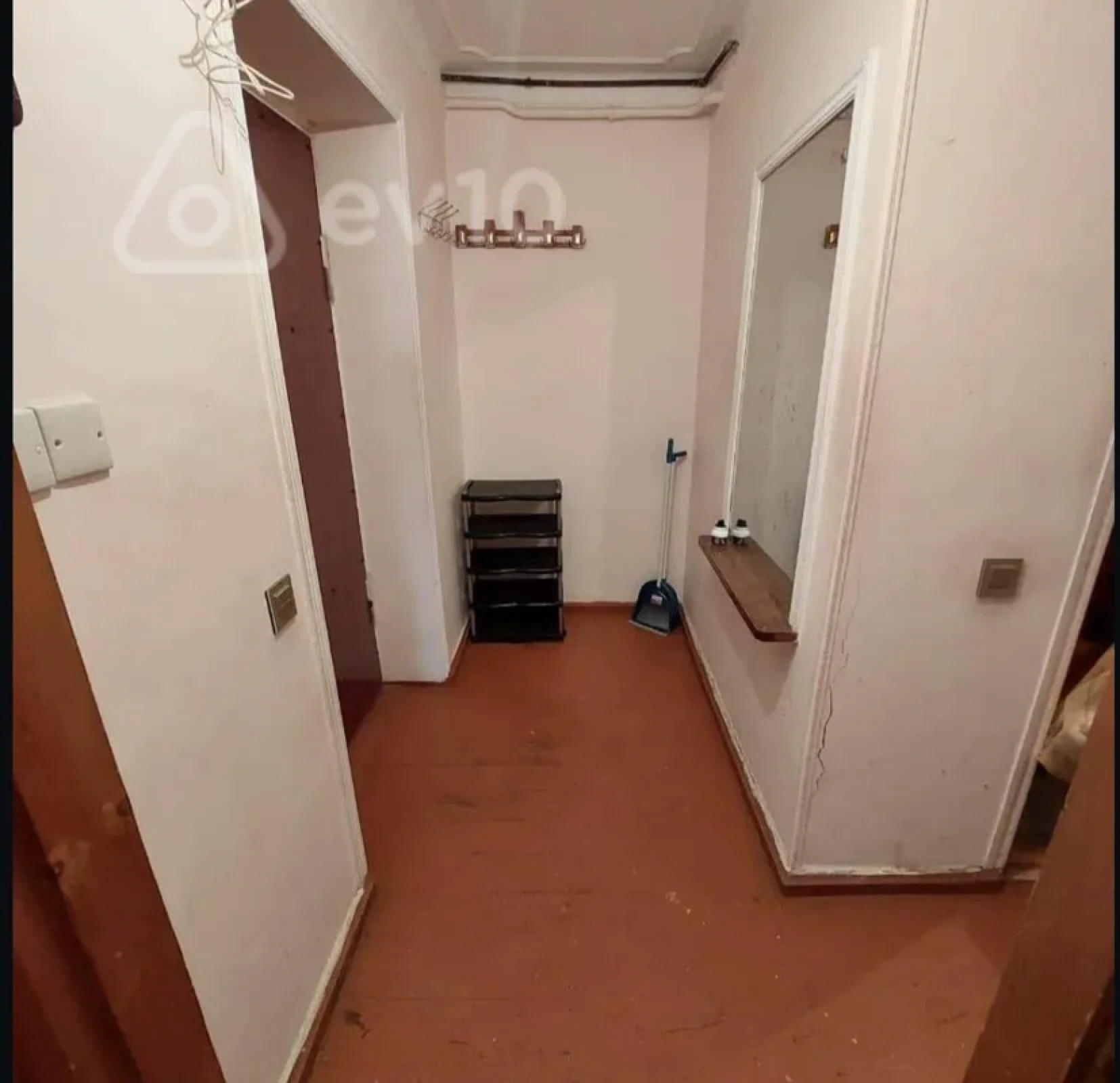 Kirayə verilir 2 otaqlı köhnə tikili 45 m²