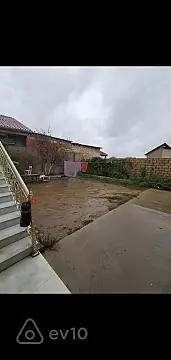 Satılır 4 otaqlı həyət evi 95 m²