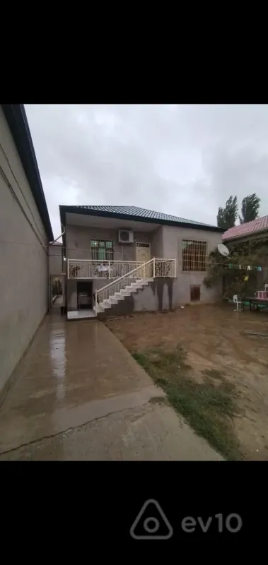 Satılır 4 otaqlı həyət evi 95 m²