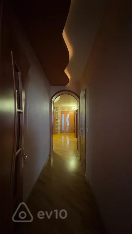 Satılır 4 otaqlı yeni tikili 191 m²