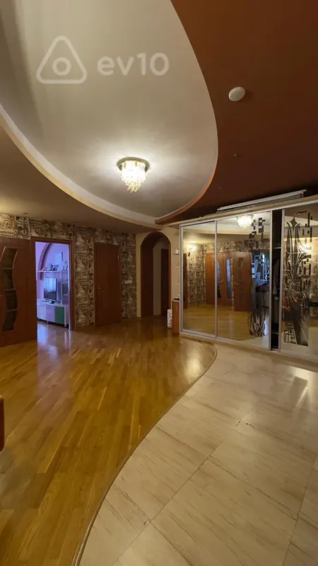 Satılır 4 otaqlı yeni tikili 191 m²