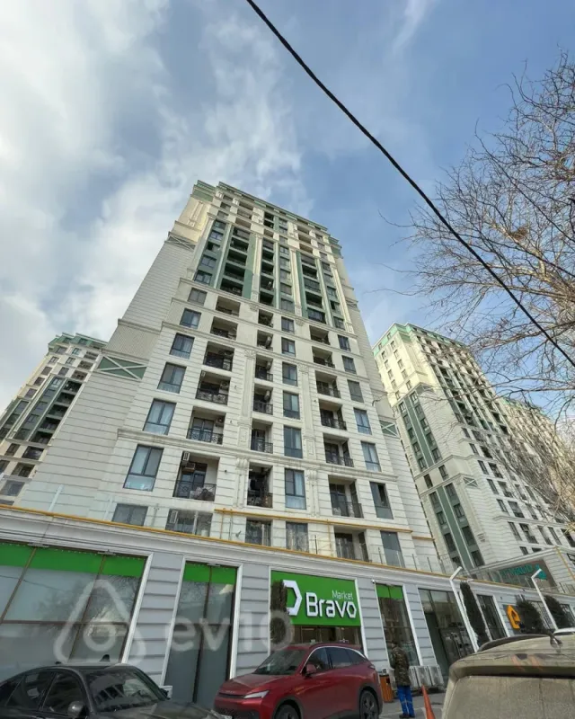 Satılır 3 otaqlı yeni tikili 140 m²