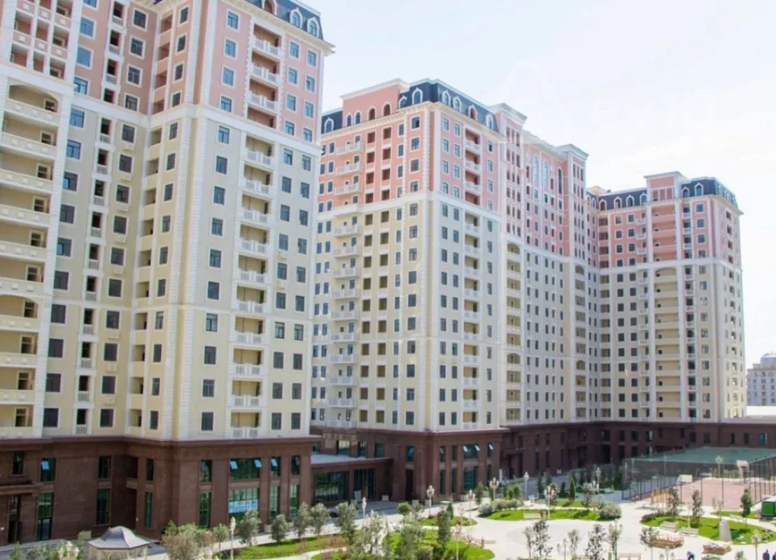 Kirayə verilir 3 otaqlı yeni tikili 90 m²