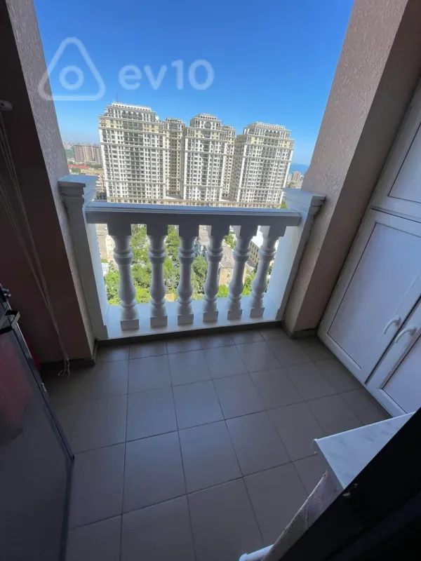 Kirayə verilir 3 otaqlı yeni tikili 90 m²