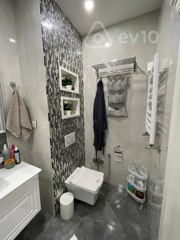 Kirayə verilir 3 otaqlı yeni tikili 90 m²