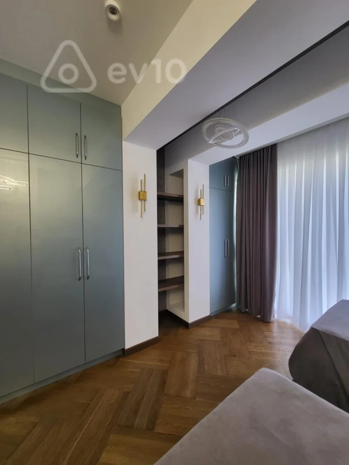 Kirayə verilir 3 otaqlı yeni tikili 100 m²