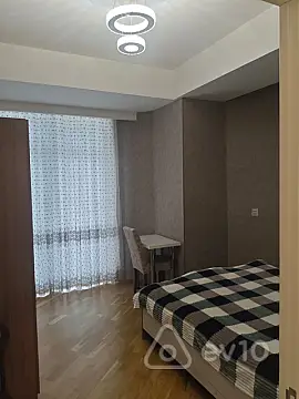 Kirayə verilir 3 otaqlı yeni tikili 70 m²