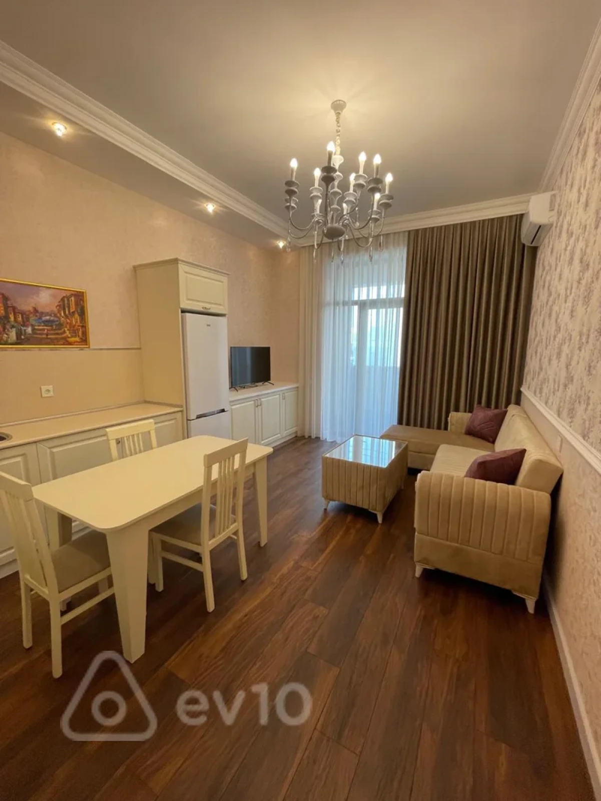 Kirayə verilir 2 otaqlı yeni tikili 70 m²