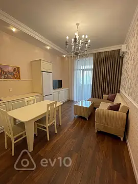Kirayə verilir 2 otaqlı yeni tikili 70 m²