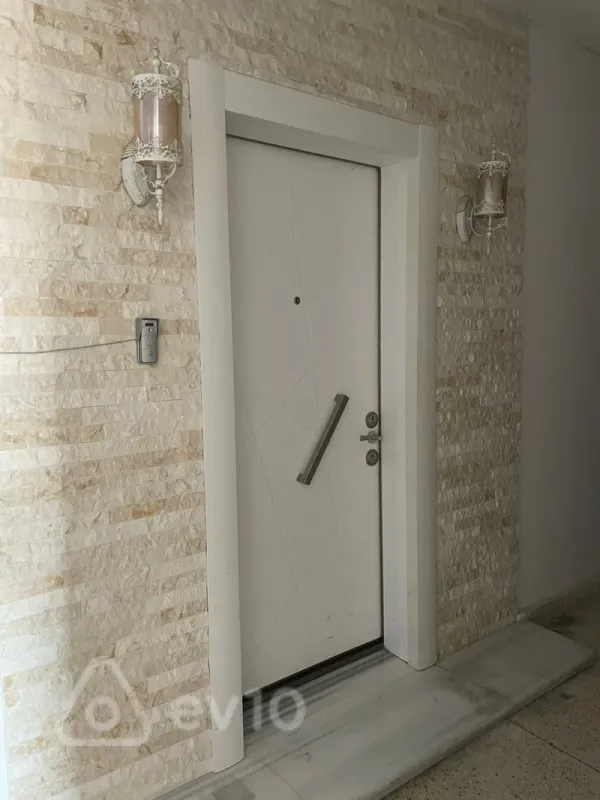 Kirayə verilir 2 otaqlı yeni tikili 98 m²