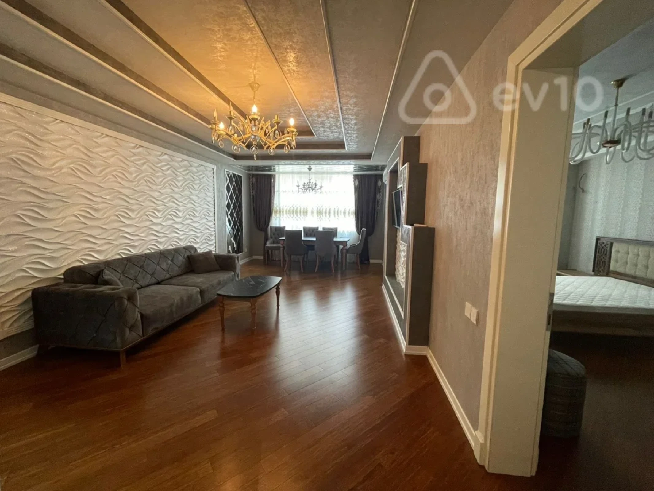 Kirayə verilir 2 otaqlı yeni tikili 98 m²