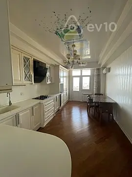 Kirayə verilir 2 otaqlı yeni tikili 98 m²
