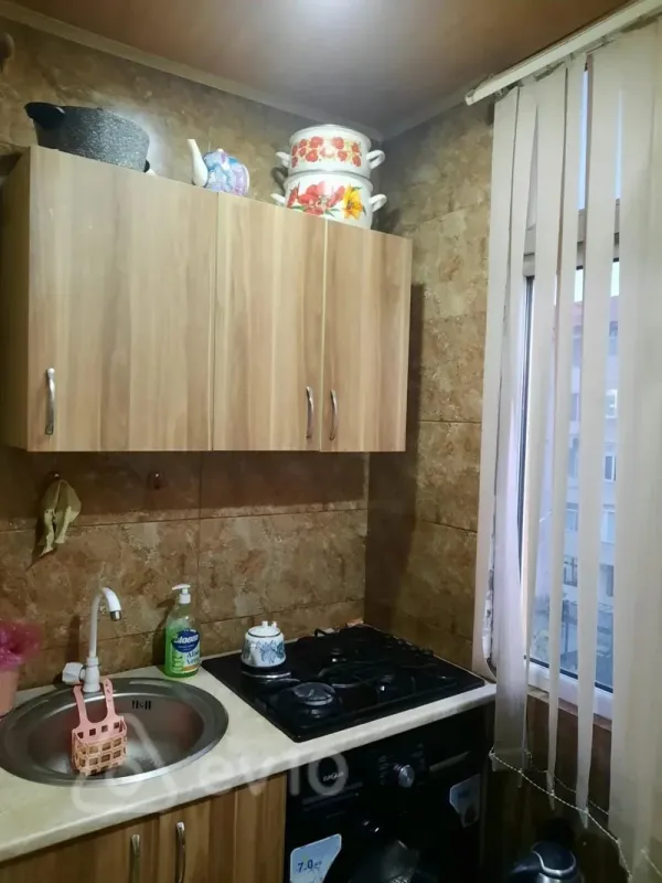 Satılır 2 otaqlı köhnə tikili 30 m²