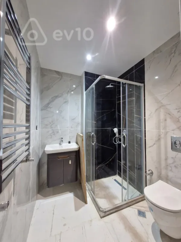 Satılır 3 otaqlı yeni tikili 96.3 m²