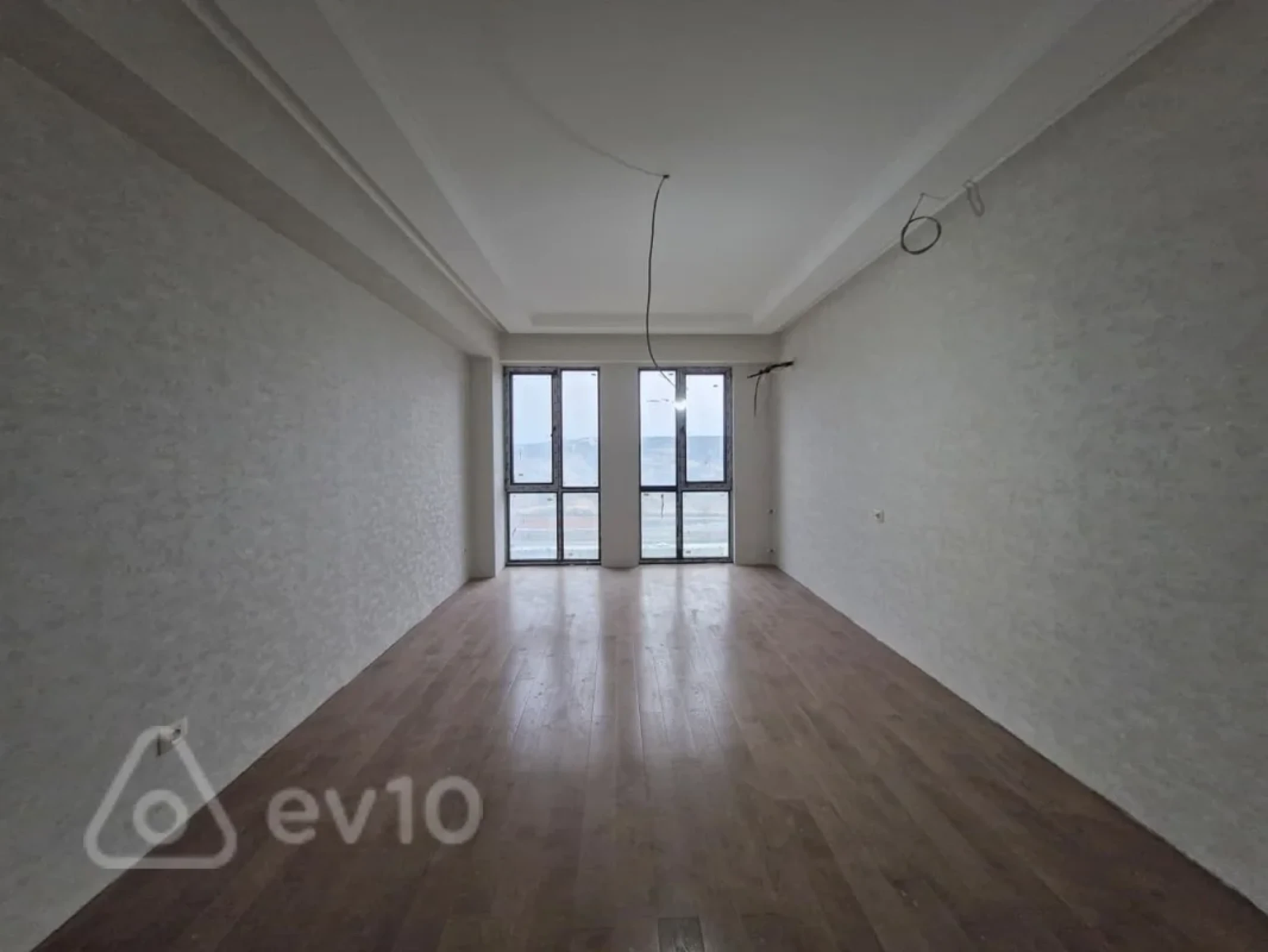 Satılır 3 otaqlı yeni tikili 96.3 m²