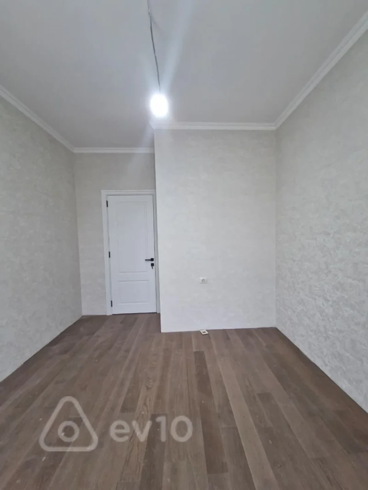 Satılır 3 otaqlı yeni tikili 96.3 m²