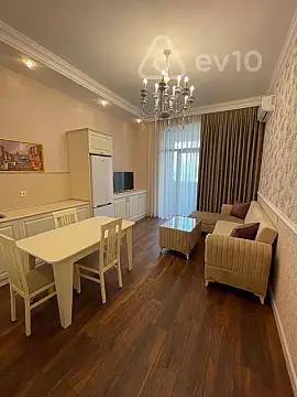 Kirayə verilir 2 otaqlı yeni tikili 80 m²