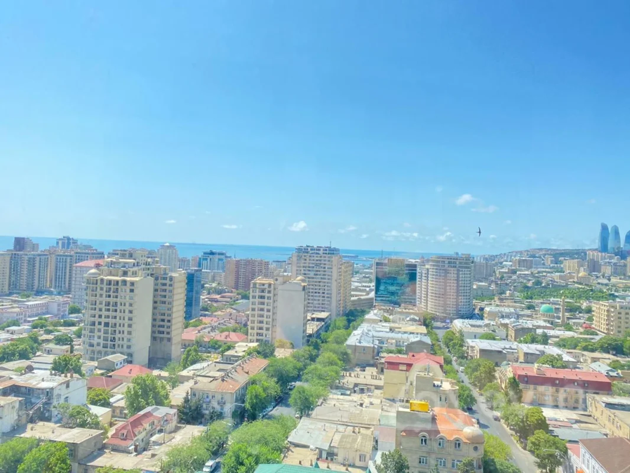 Kirayə verilir 3 otaqlı yeni tikili 135 m²