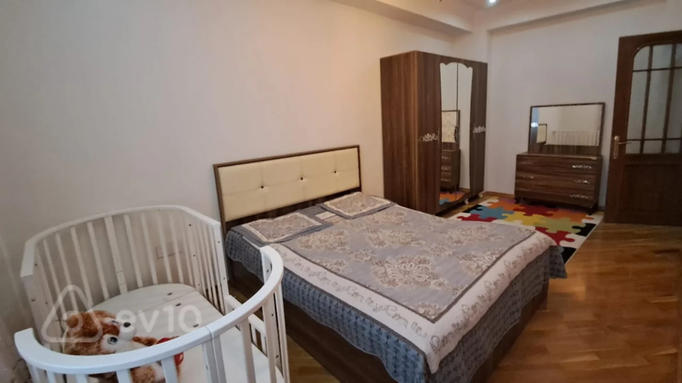 Kirayə verilir 2 otaqlı yeni tikili 82 m²