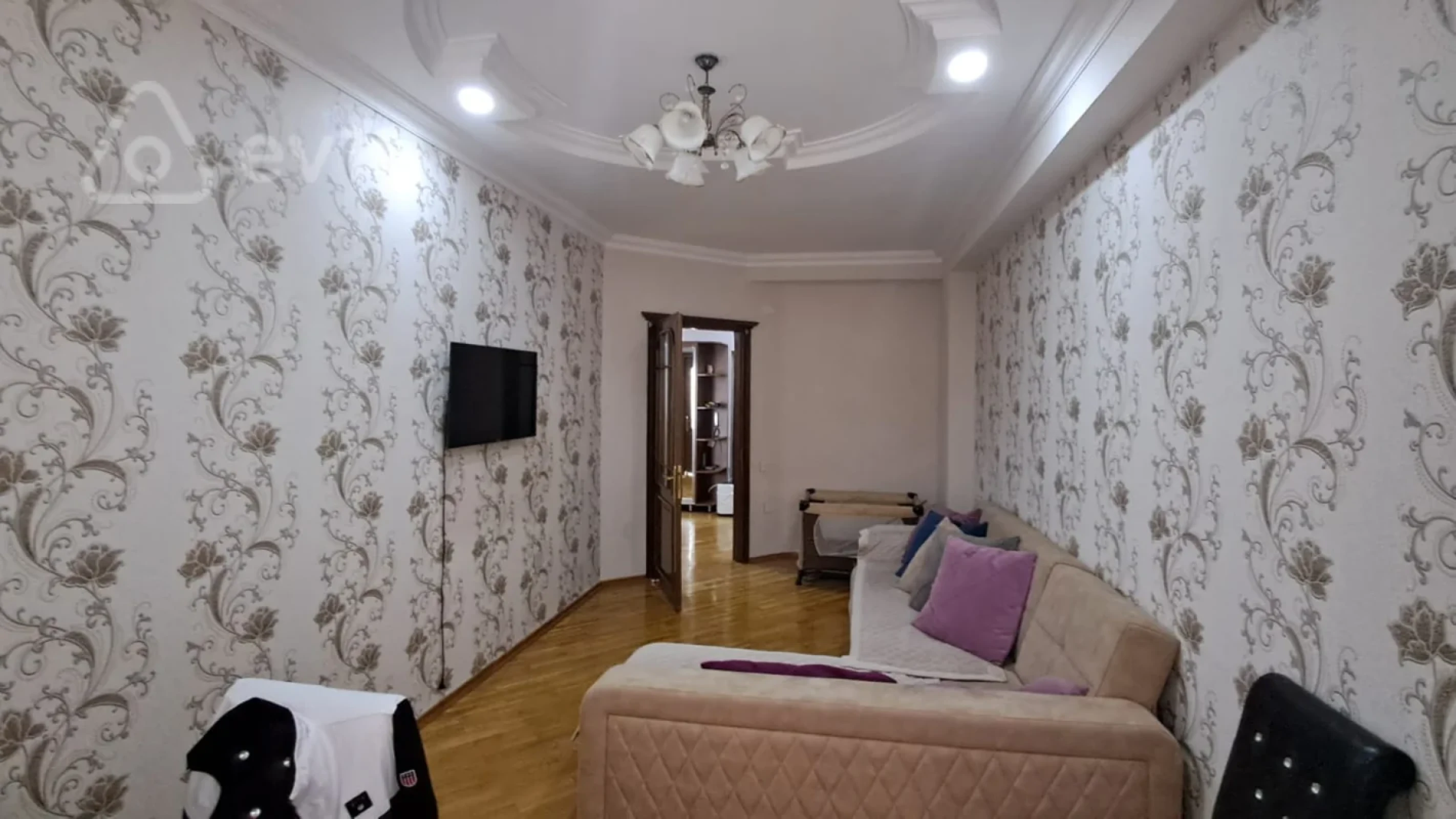 Kirayə verilir 2 otaqlı yeni tikili 82 m²